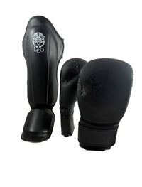 LEO – Osaka Handschoenen & Leather Scheenbeschermers bundel 14 oz