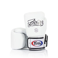 Fairtex bokshandschoenen van leer wit