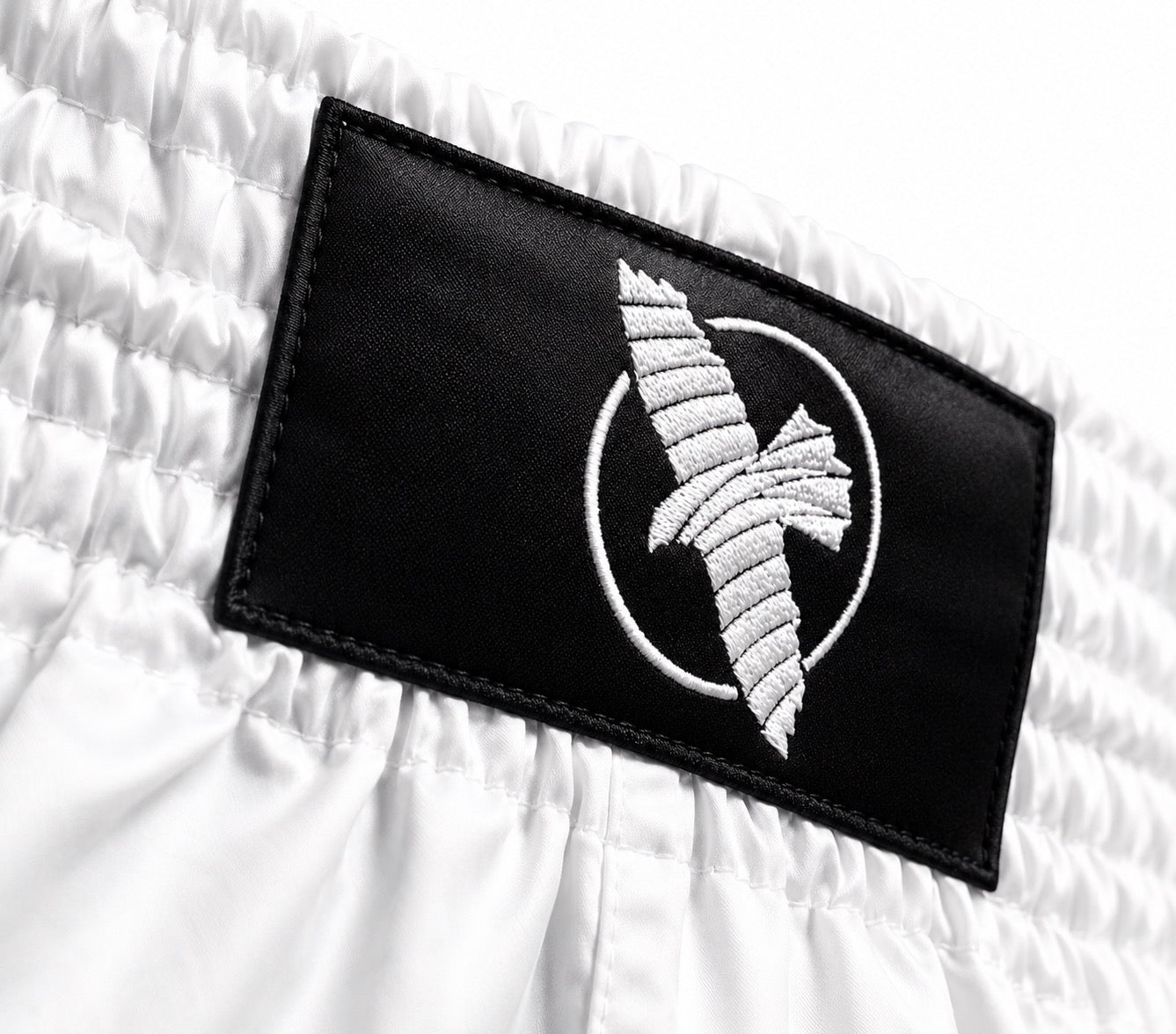 kickboksbroek van hayabusa in het wit