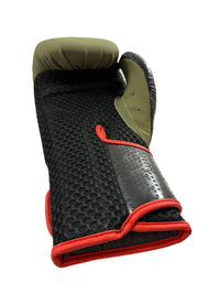 adidas Combat 50 Bundel – Handschoenen & Scheenbeschermers Legergroen 14 oz