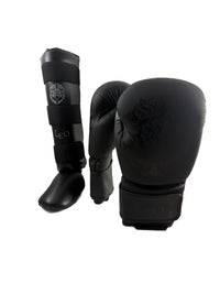 LEO Starter Bundel – Osaka Handschoenen & Voorgevormde Scheenbeschermers 14 oz