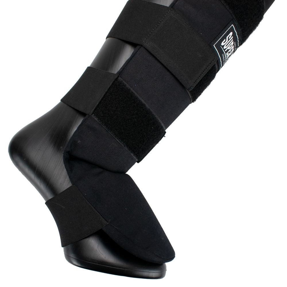 Super Pro Combat Gear Scheenbeschermer Savior Zwart