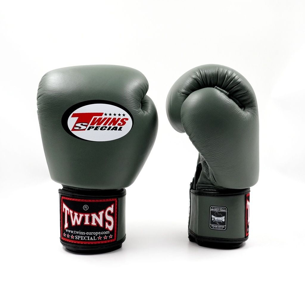 Twins special bokshandschoenen olijfgroen voor boksen en kickboksen