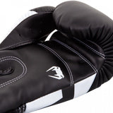 Venum bokshandschoenen zwart en wit 