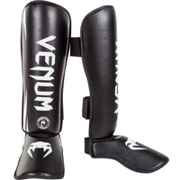 Venum "CHALLENGER" Scheenbeschermers – Zwart