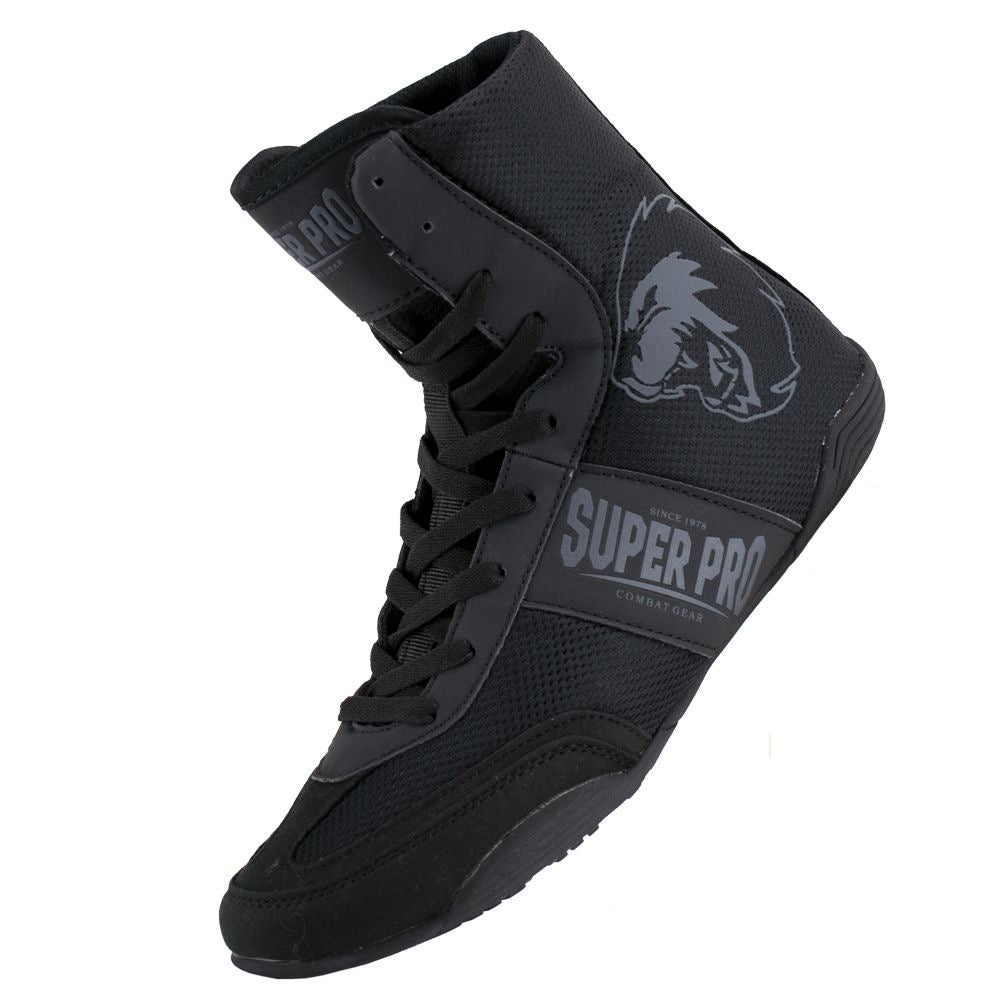 Schoenen voor boksen van Superpro in het zwart